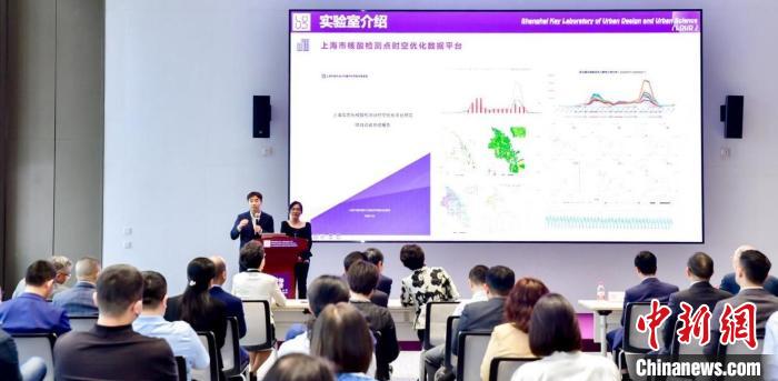 高校、政府與醫(yī)院攜手培養(yǎng)城市科學(xué)、數(shù)字化領(lǐng)域復(fù)合型人才