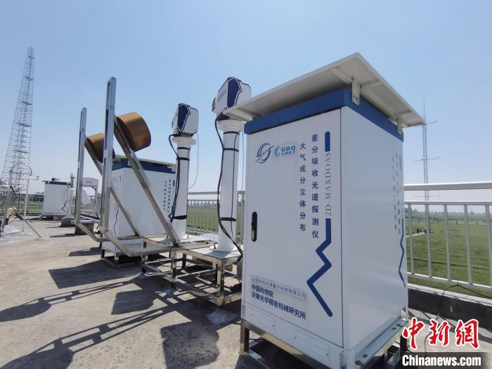 壽縣國家氣候觀象臺內(nèi)各種觀測設(shè)備。　吳然 攝