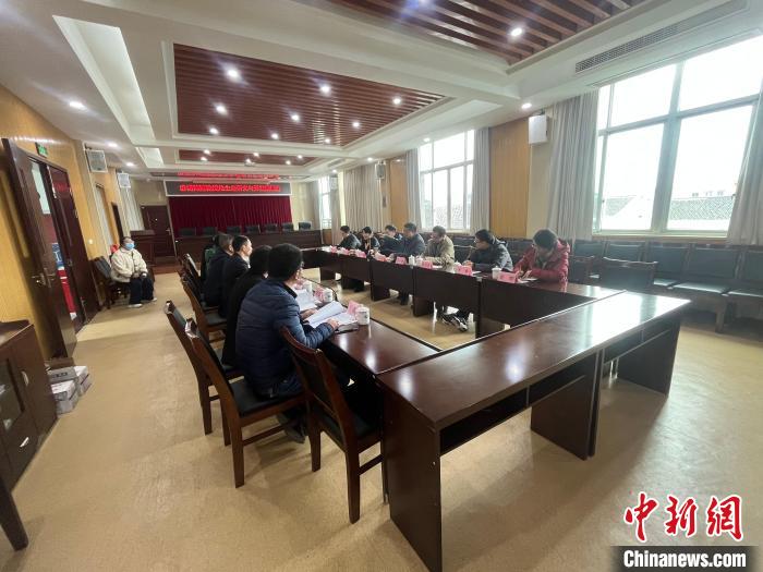 寧波大學(xué)東海研究院召開相關(guān)工作會議。(資料圖) 寧波大學(xué)東海研究院供圖