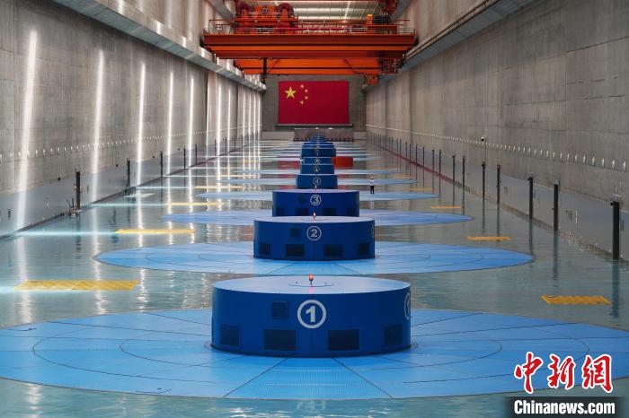 三峽左岸電廠?！￡愋?攝