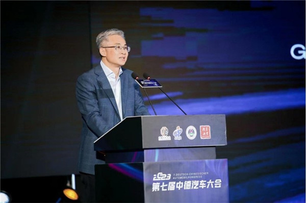 嘉興市人民政府市長李軍致辭。主辦方供圖