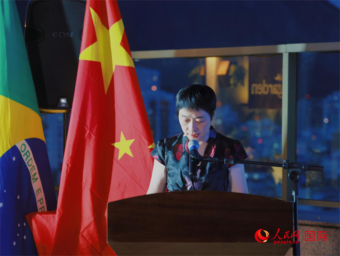 中國駐里約熱內(nèi)盧總領(lǐng)事田敏發(fā)表致辭。人民網(wǎng)記者 宋亦然攝
