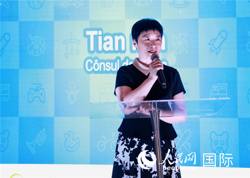 中國駐里約熱內(nèi)盧總領事田敏發(fā)表致辭。人民網(wǎng)記者宋亦然攝