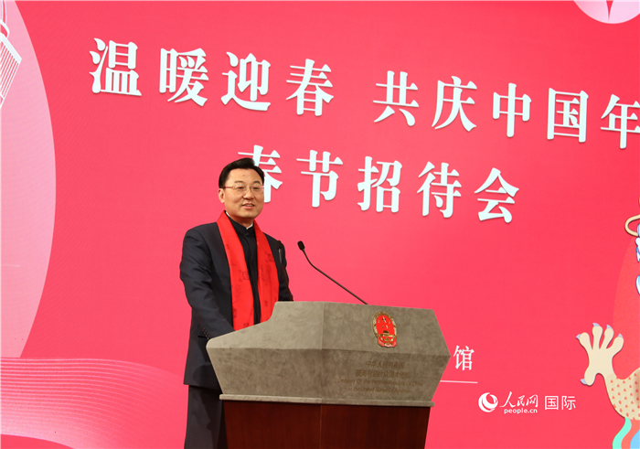 中國駐美國大使謝鋒發(fā)表致辭，向全體在美同胞致以親切問候。人民網(wǎng)記者 李志偉攝