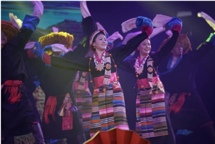 圖為2024“歡樂春節(jié)”中泰互致新春賀辭活動(dòng)現(xiàn)場(chǎng)。 中國駐泰國大使館文化處供圖