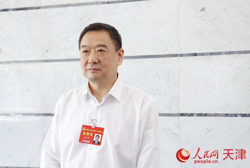 天津市第十二次黨代會(huì)代表、天津市政府副秘書長、市衛(wèi)生健康委黨委副書記、主任顧清 人民網(wǎng) 孫翼飛攝