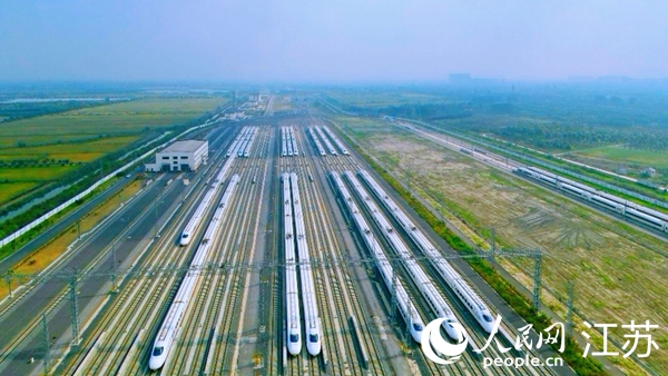 南京動(dòng)車段南通動(dòng)車所。人民網(wǎng)記者 王繼亮攝