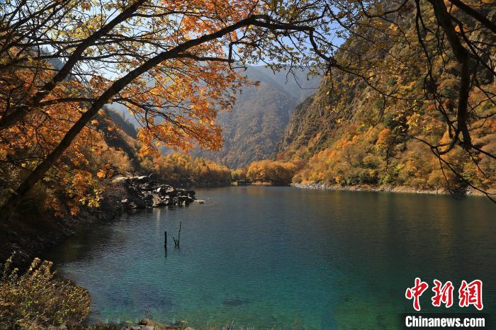 松坪溝風(fēng)光。　劉通 攝