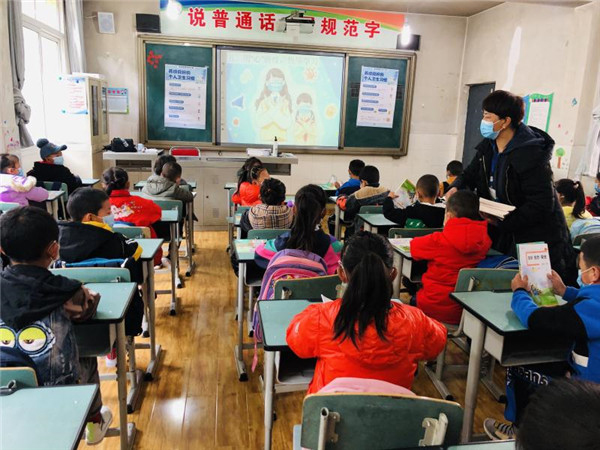 圖片默認標題_fororder_4、恢復上課的學生們-攝影-左斌