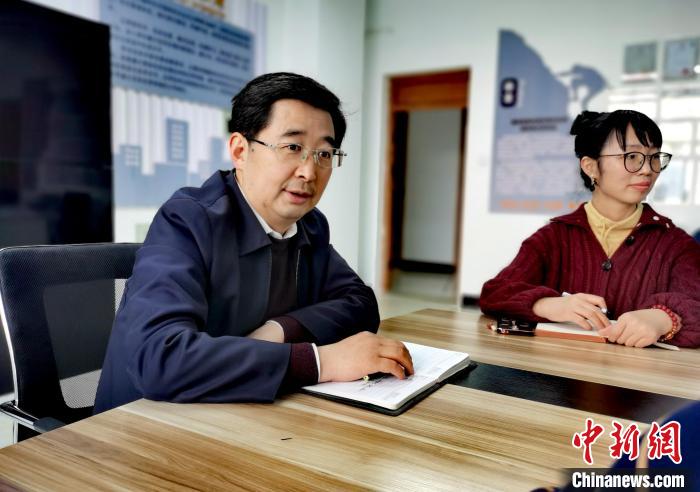（兩會聲音）全國政協(xié)委員趙海興：師者為師亦為范，建議設(shè)教師理想信念教育基地