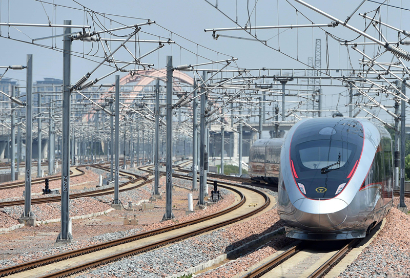 2022年6月20日，濟鄭高鐵鄭州首發(fā)G9206次列車駛出鄭州東站。