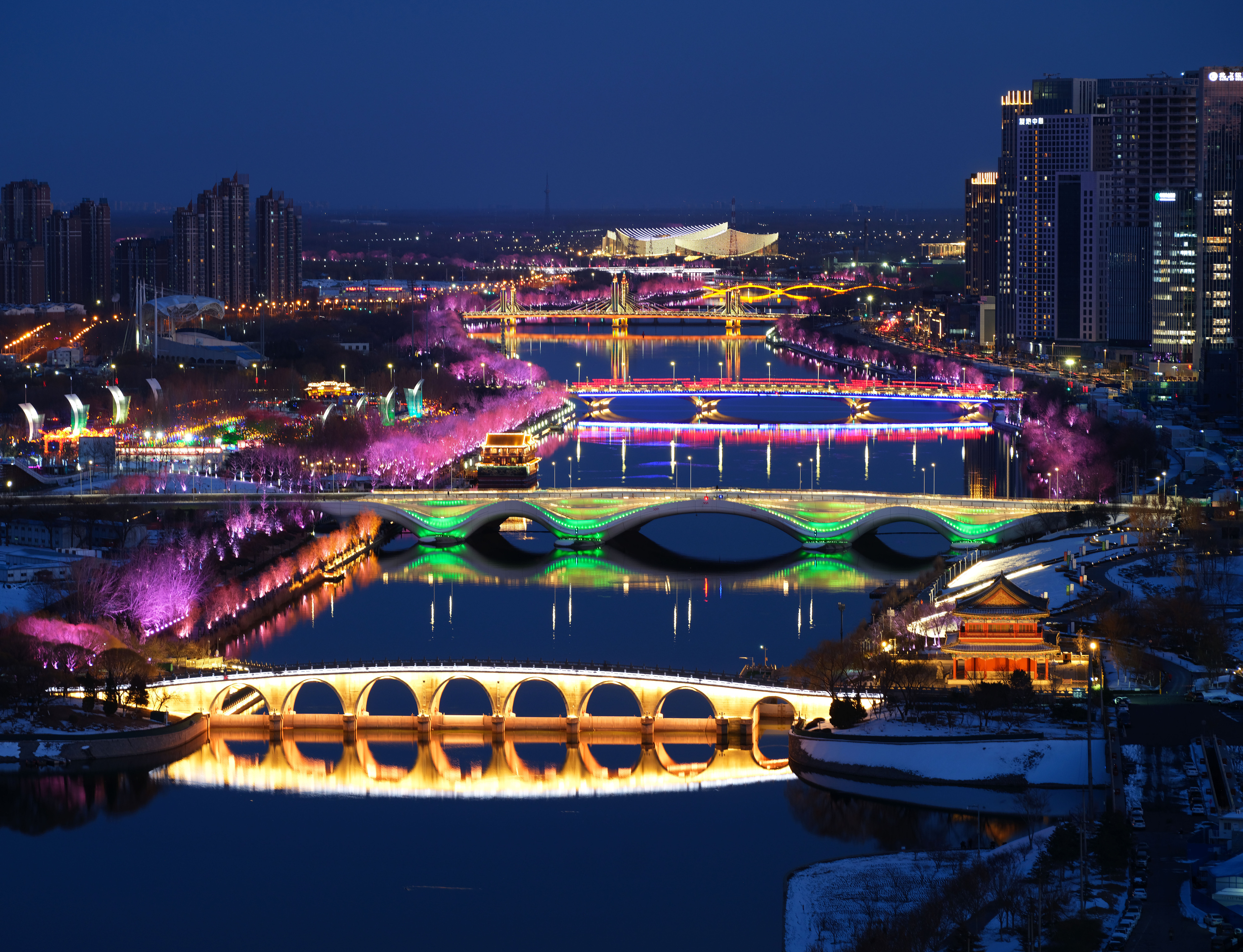 2024年2月22日，京杭大運(yùn)河北京通州段夜景。
