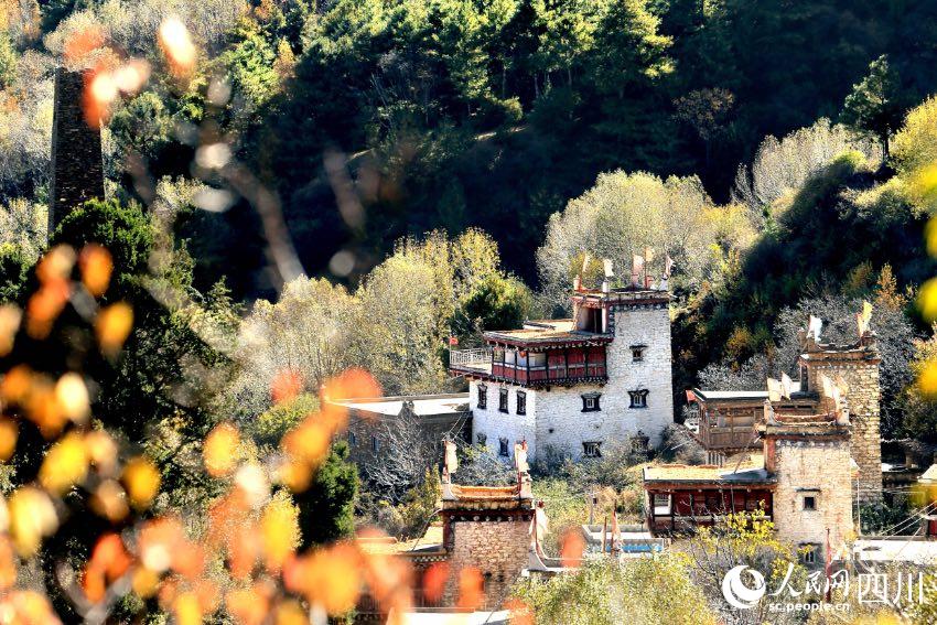 丹巴美景。李永安攝