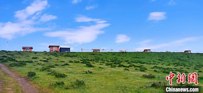 圖為地處同仁市加吾鄉(xiāng)東維村的農(nóng)家樂。　韓麗 攝