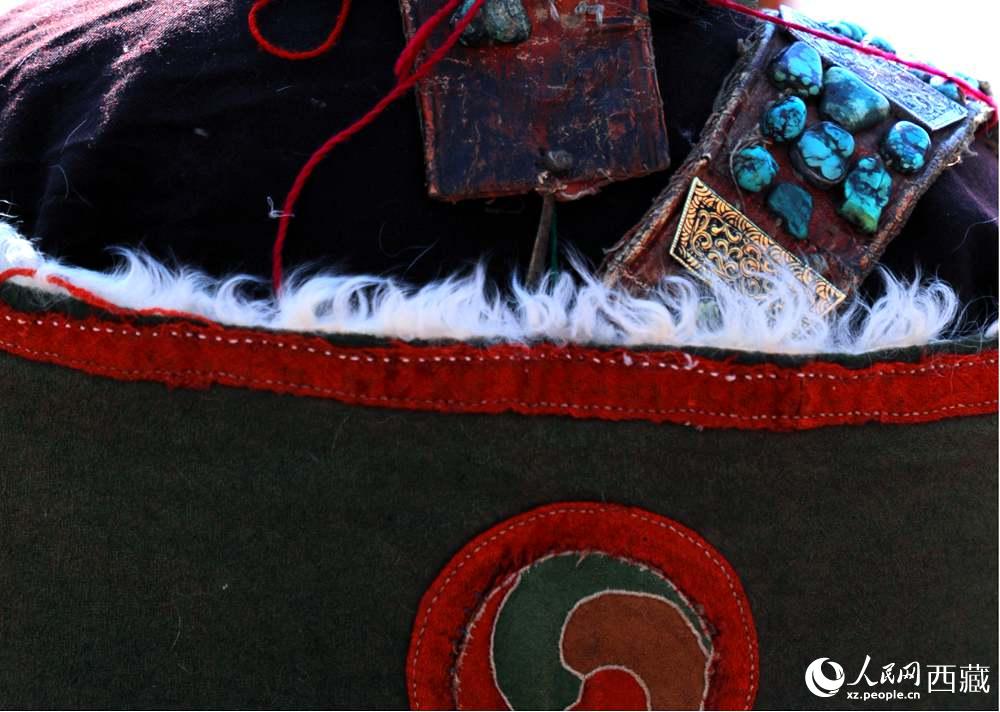 “飛天服飾”細(xì)節(jié)展示。 人民網(wǎng) 李海霞攝