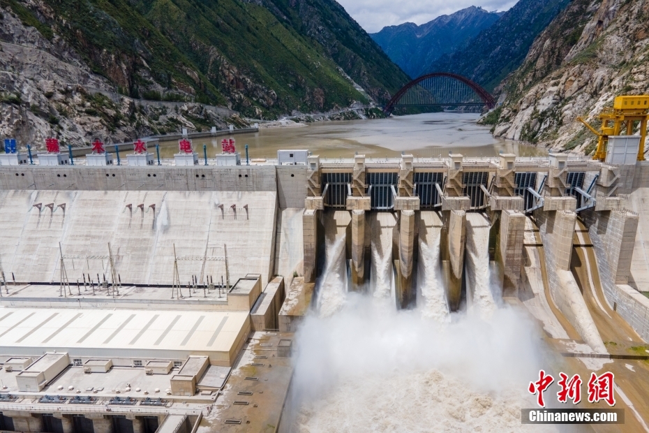 資料圖為2021年8月7日，西藏山南雅魯藏布江上的藏木水電站。（無人機畫面） <a target='_blank' href='/'><p  align=